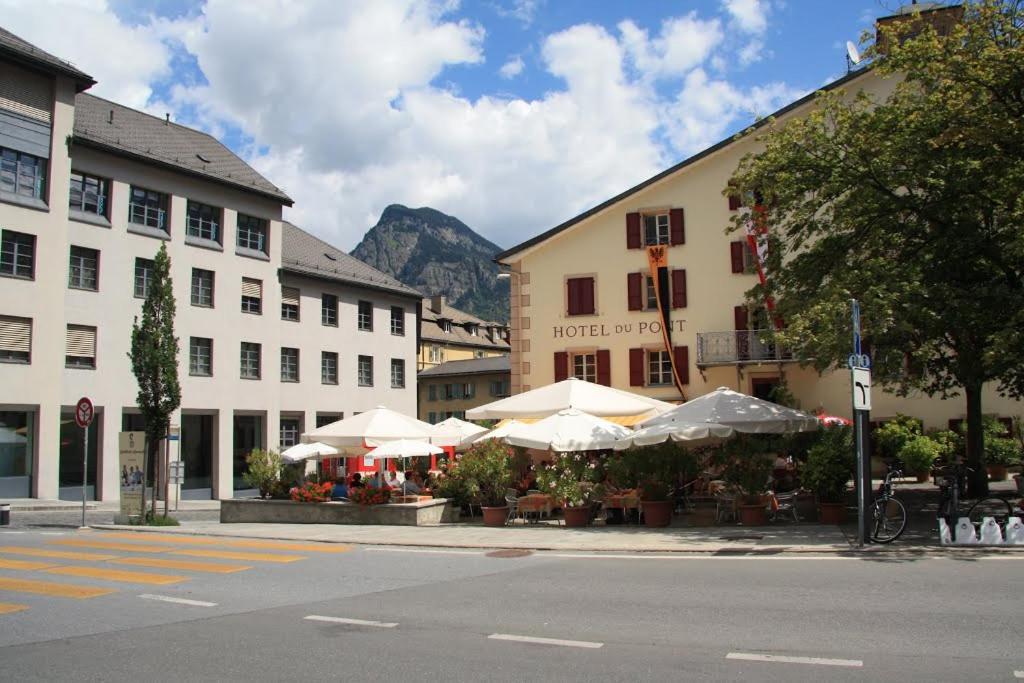 Hotel Du Pont Brig Exterior photo